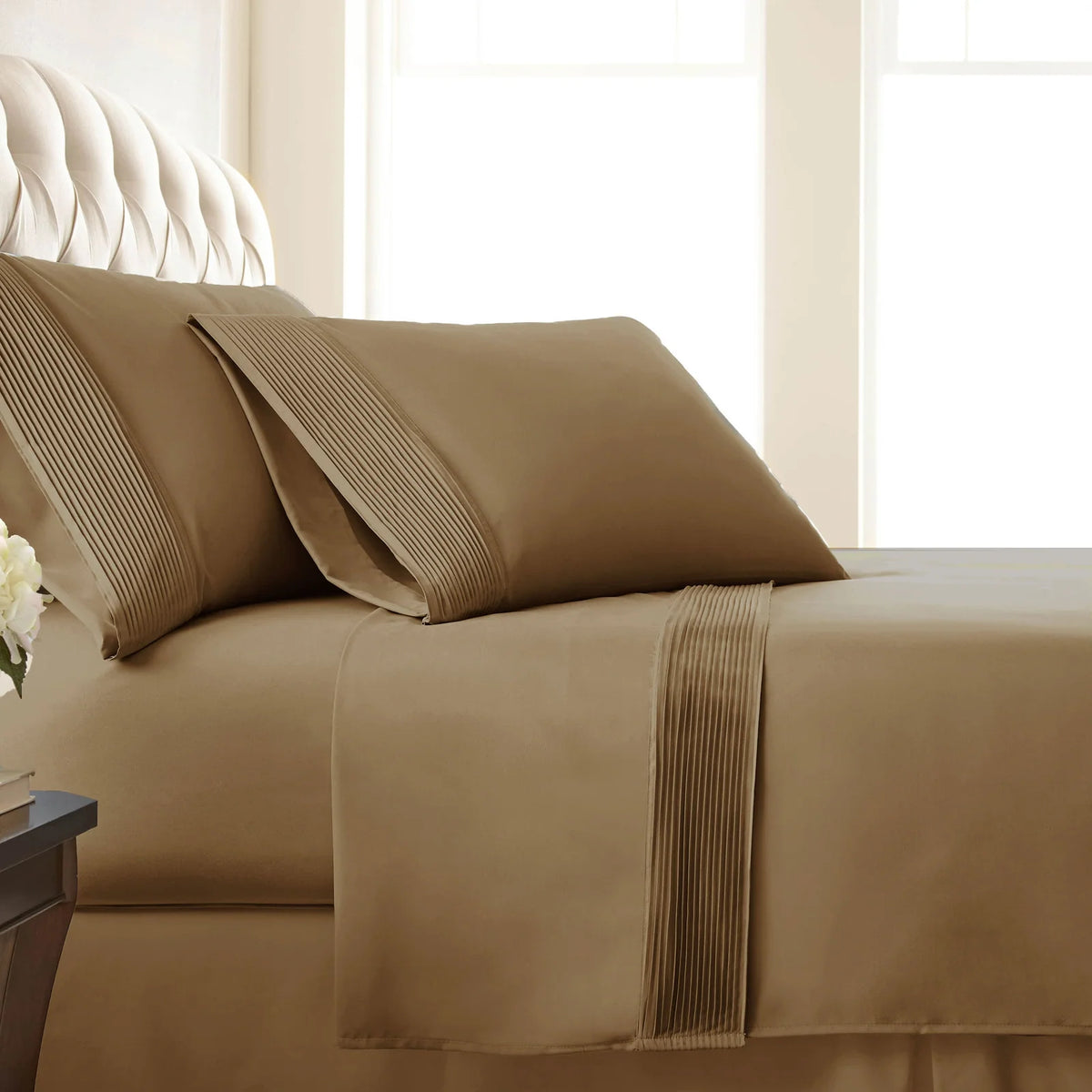 Pleated Microfiber Bed Sheet Set with 21-Inch Extra Deep Pockets for a Soft and Coordinated Bedroom