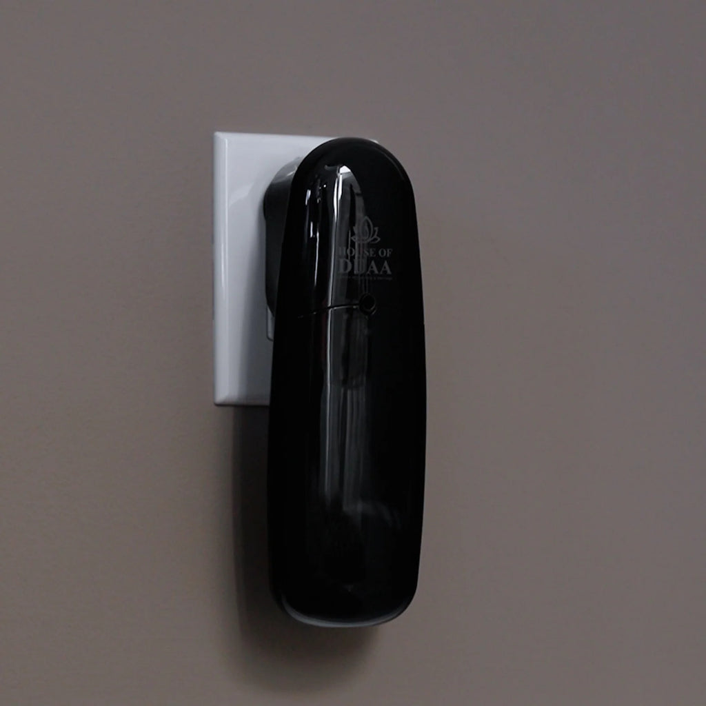 Plug-In Scent Diffuser for Bathrooms and Entryways with Waterless Fragrance and App Control
