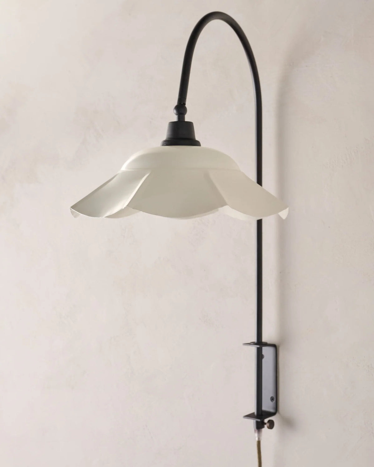 Plug-In Wall Sconce