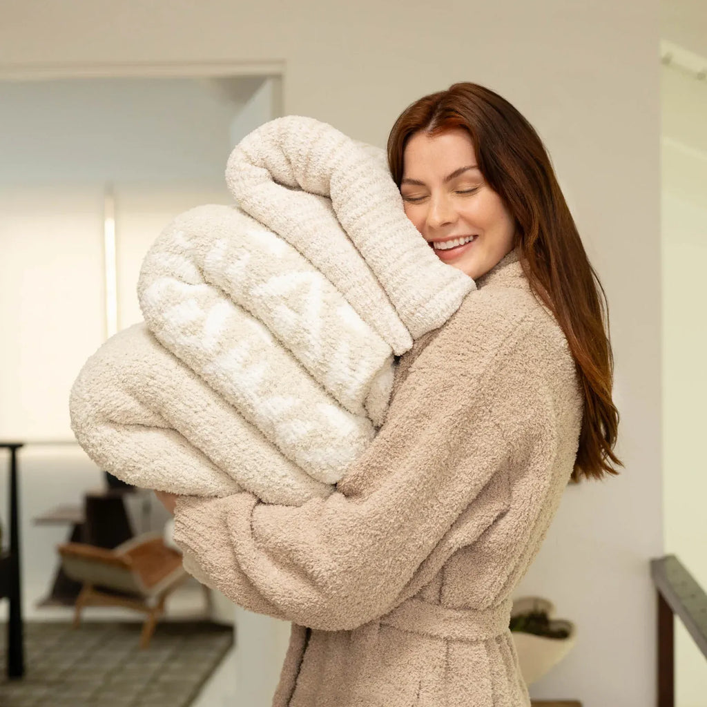 Plush Throw Blanket in 52 x 70 Inches
