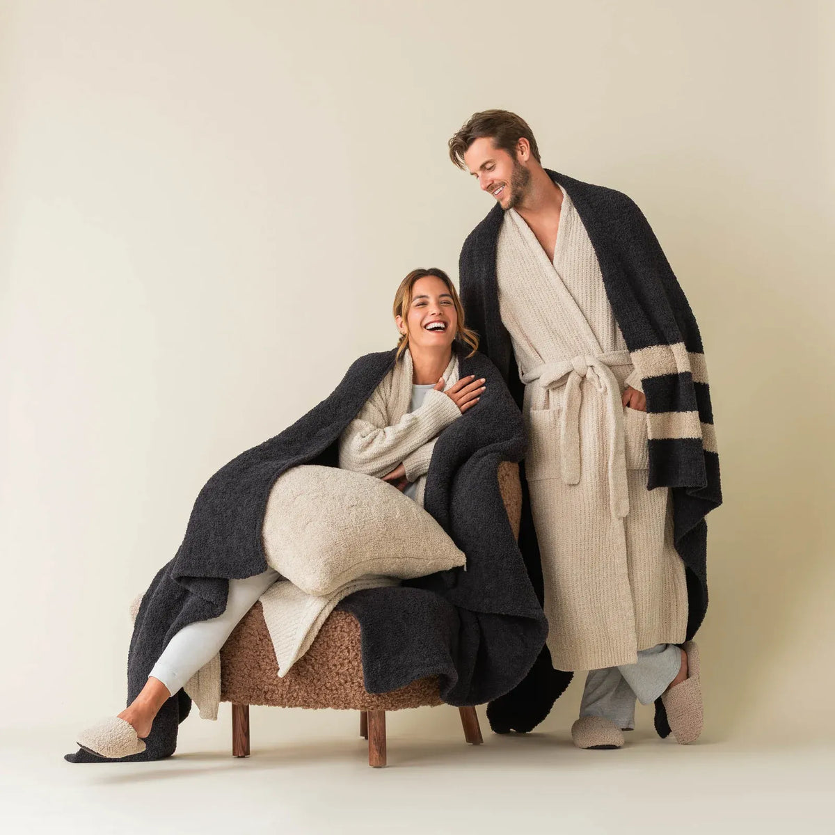 Plush Throw Blanket in 52 x 70 Inches