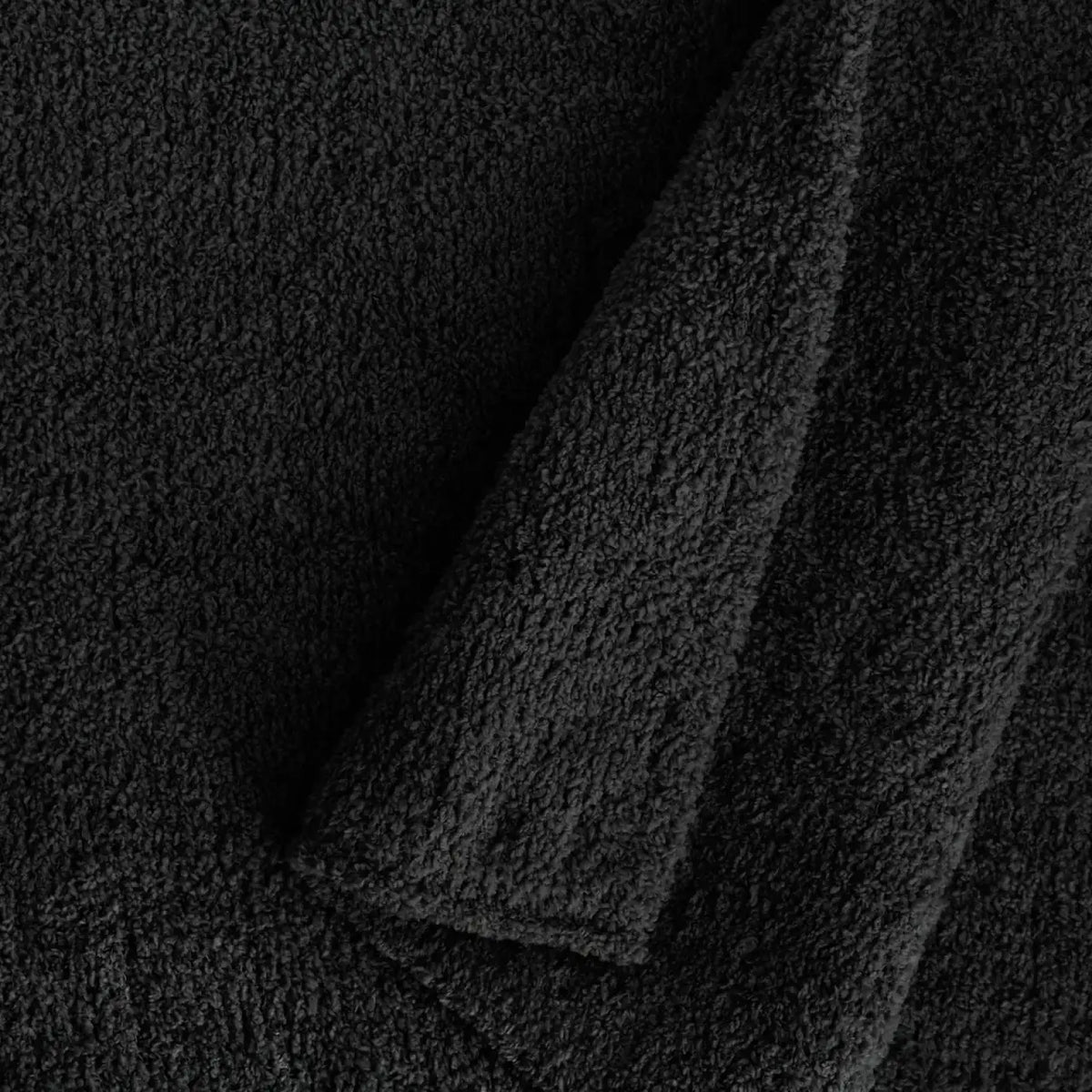 Plush Throw Blanket in 52 x 70 Inches