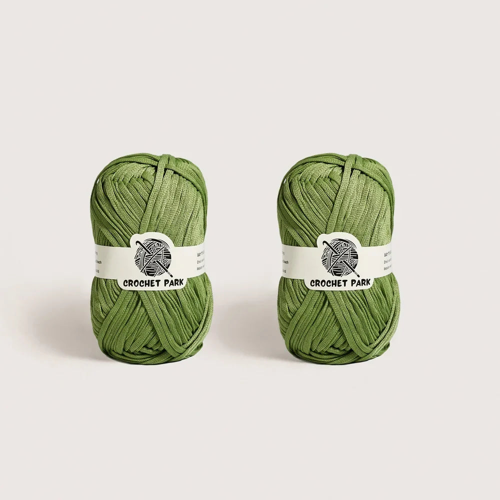 Polyester Crochet Yarn, 200 g and 90 m Ball for Bags and Blankets in 10 Vivid Color · Durable polyester yarn — avocado