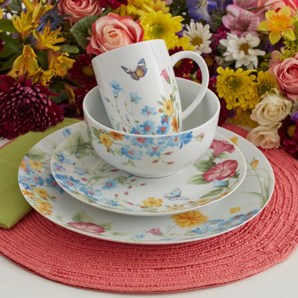Porcelain Dinnerware Set in a Floral Pattern