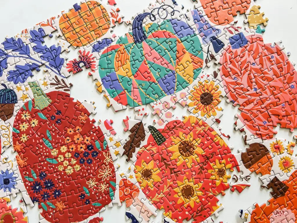 Pumpkin Jigsaw Puzzle with Hand-Drawn Patchwork Art, 1,000 Random-Cut Pieces and a 20 x 27 Inch Finished Size