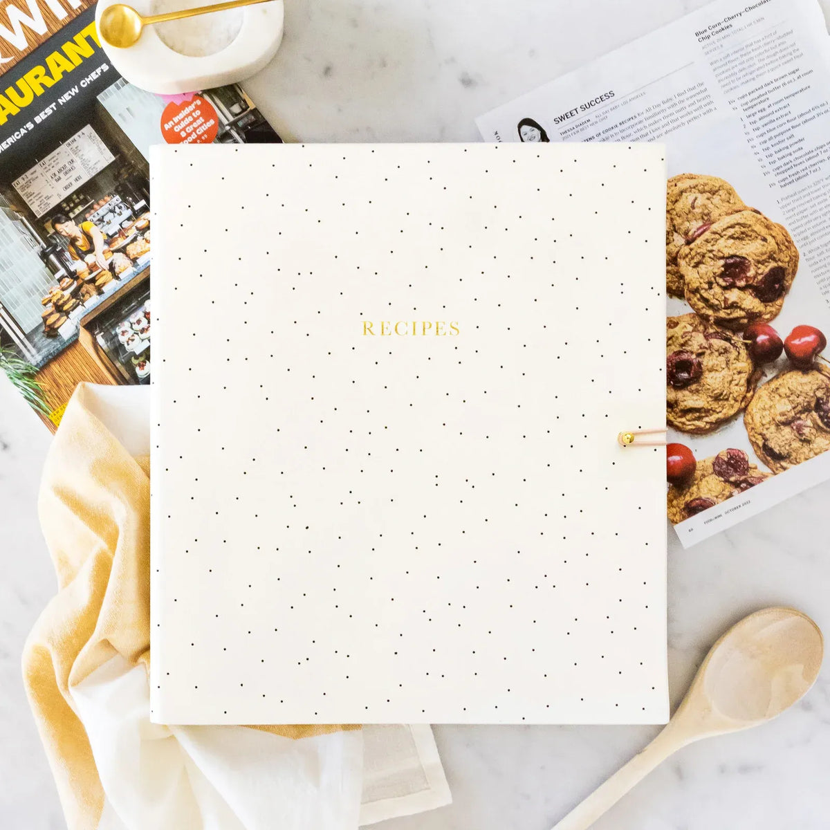 Recipe Binder with Eight Divided Tabs, Refillable Clear Sheets, and Pockets for Family Favorites