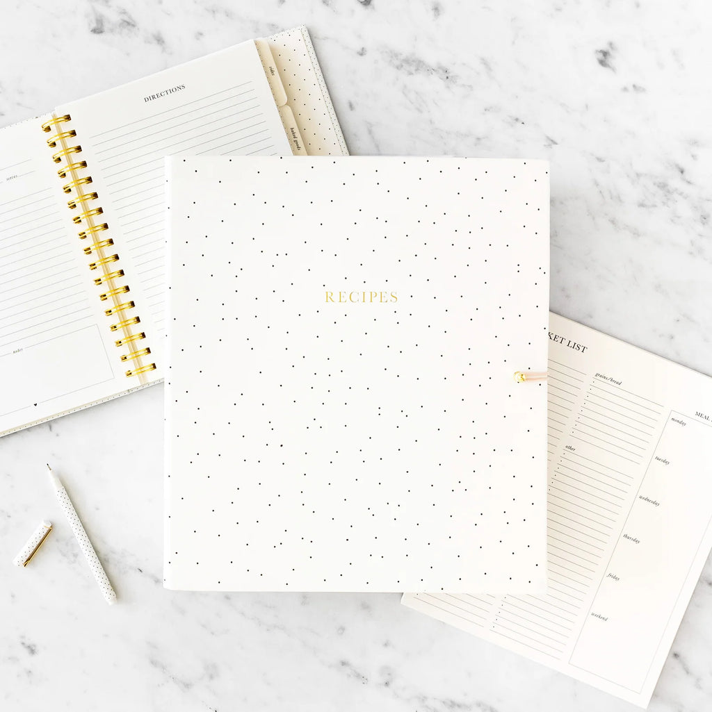 Recipe Binder with Eight Divided Tabs, Refillable Clear Sheets, and Pockets for Family Favorites