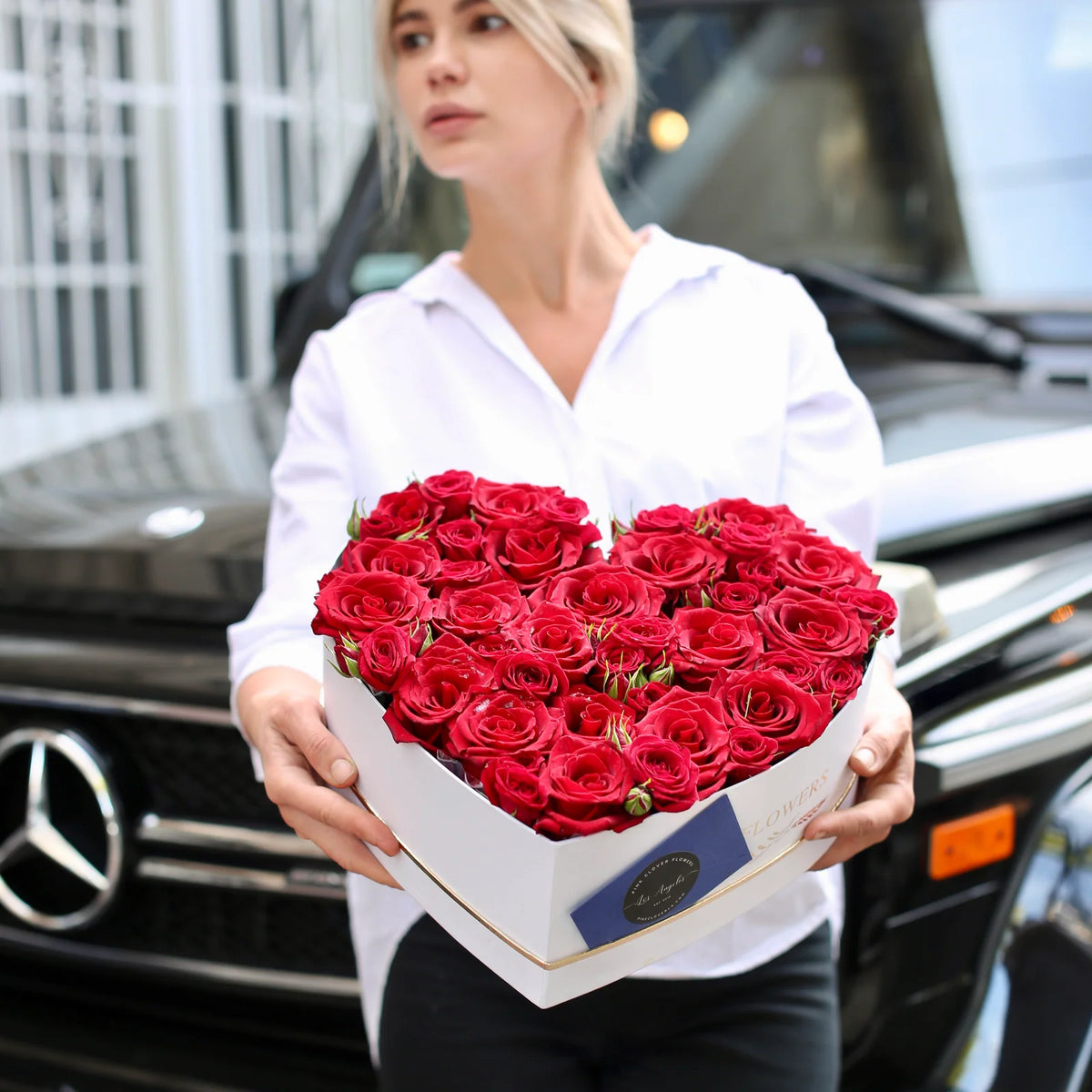 Red Rose Flower Box Arrangement Ready to Display for Birthdays, Romantic Gestures, and Thank You Gifts