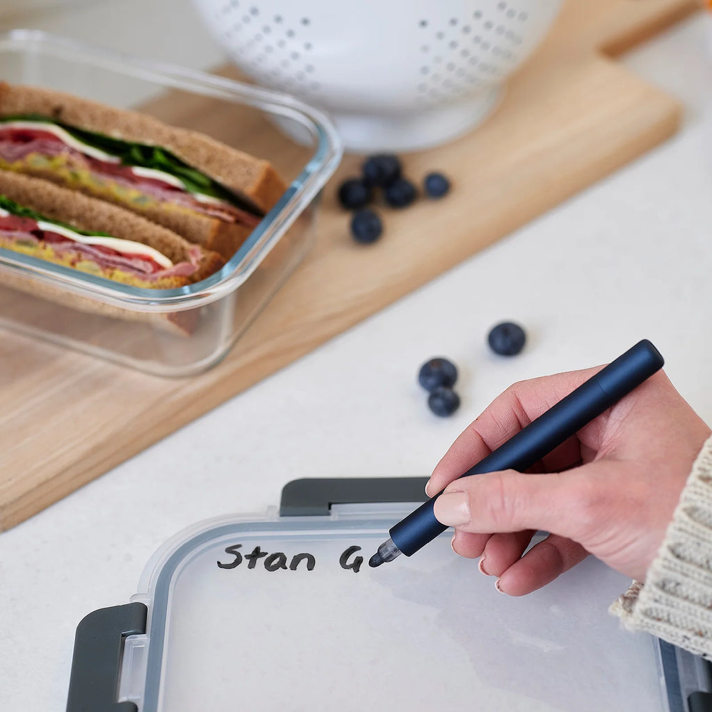 Refillable Permanent Marker Pen