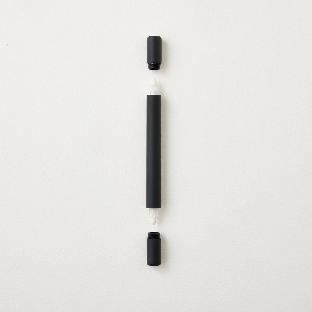 Refillable Permanent Marker Pen, Matte Black