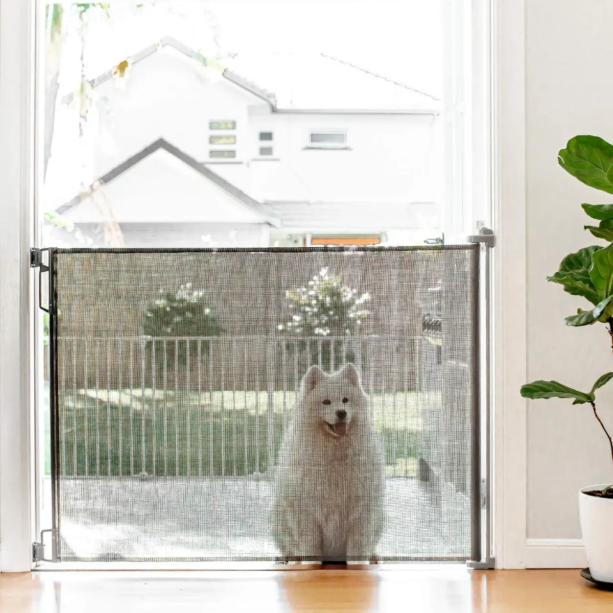 Refurbished Retractable Baby Gate