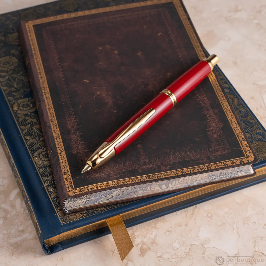 Retractable Fountain Pen in Red and Gold Trim