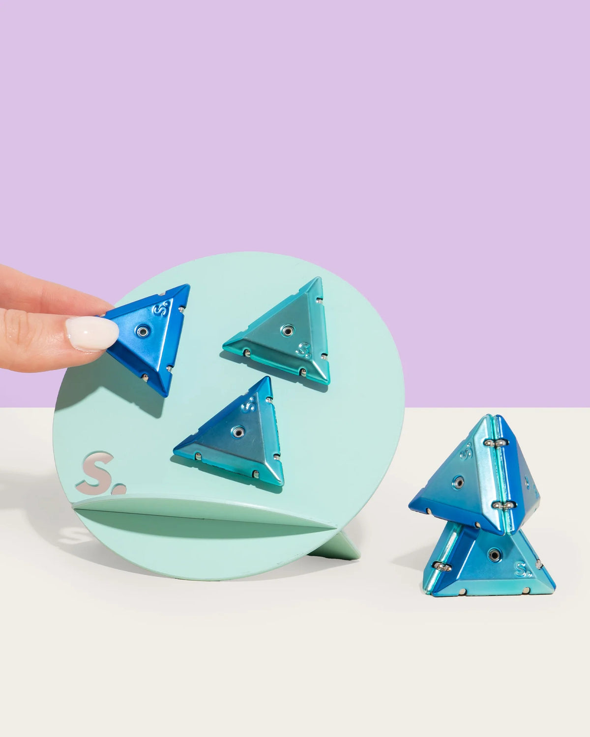 Round Metal Display Stand