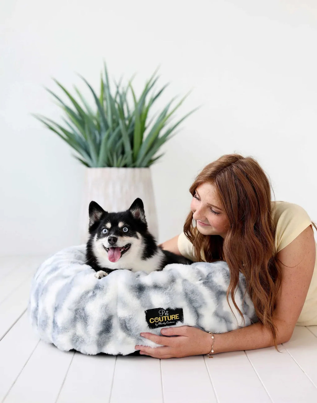 Round Orthopedic Pet Bed with Memory Foam, Waterproof Lining and Washable Zip-Off Cover in Cloudy Day Blue