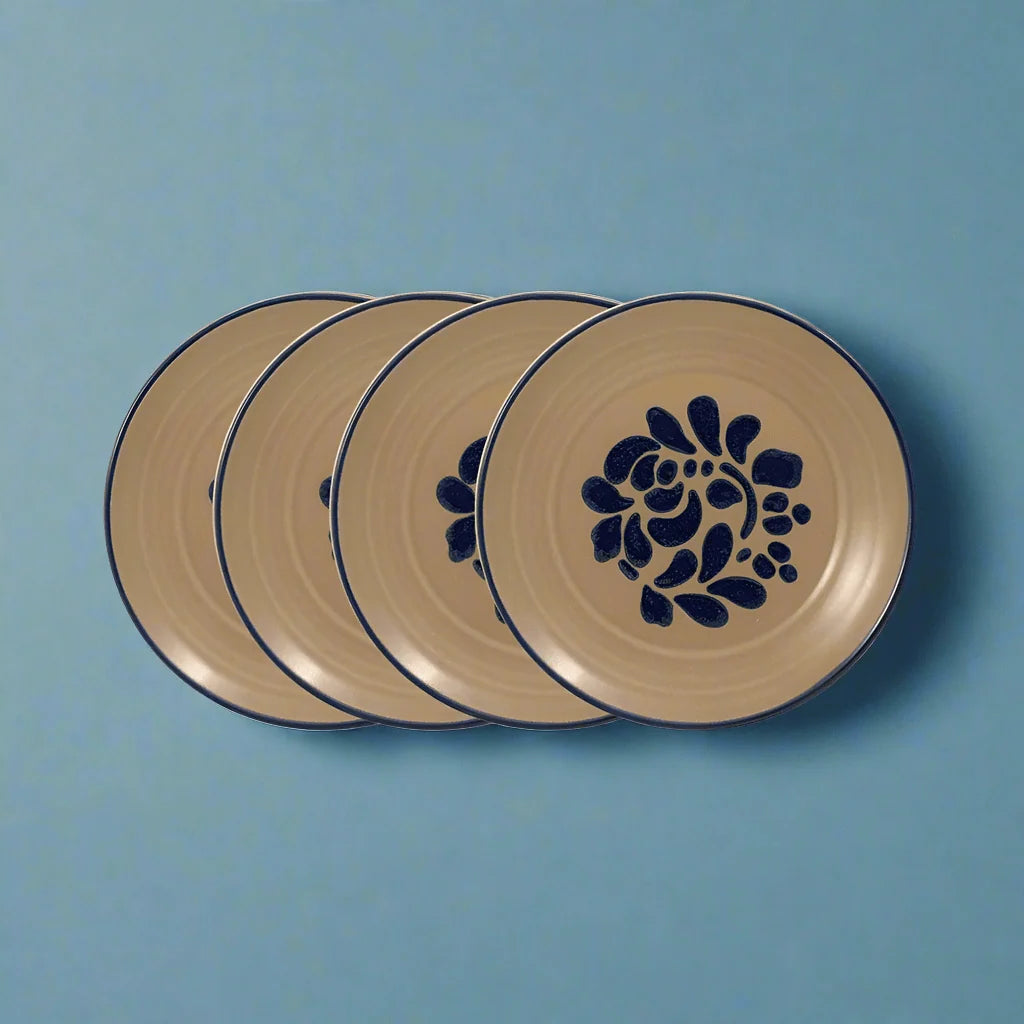 Salad Plates in Stoneware, Set of 4