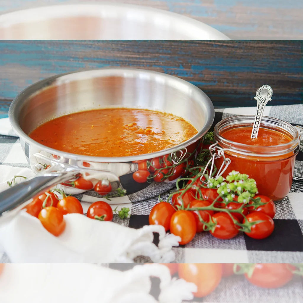 Saucier Pan in 2 Quart Stainless Steel