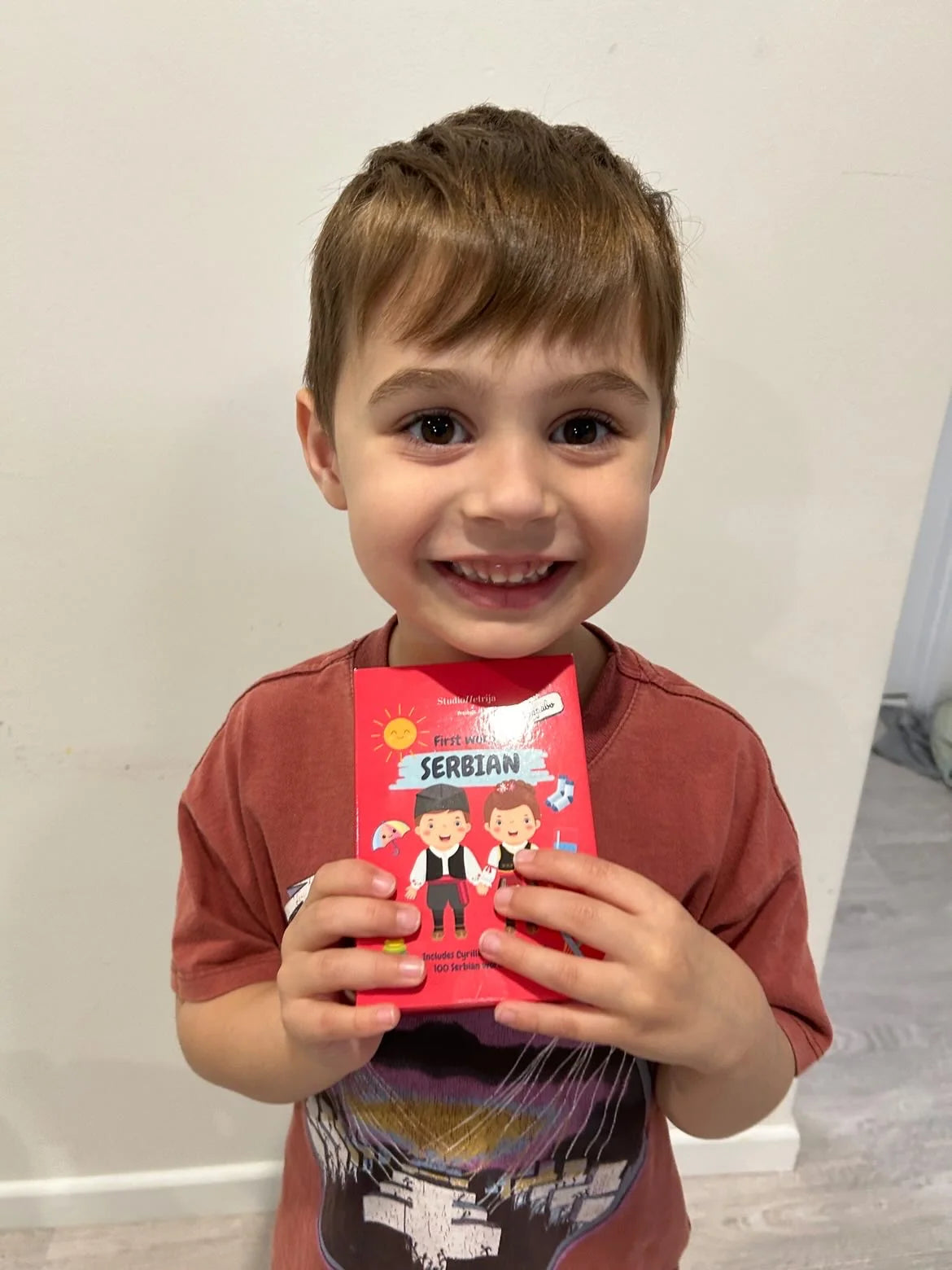 Serbian Beginner Flashcards for Ages 3+ — 100 Illustrated Cards in Cyrillic and Latinica Scripts