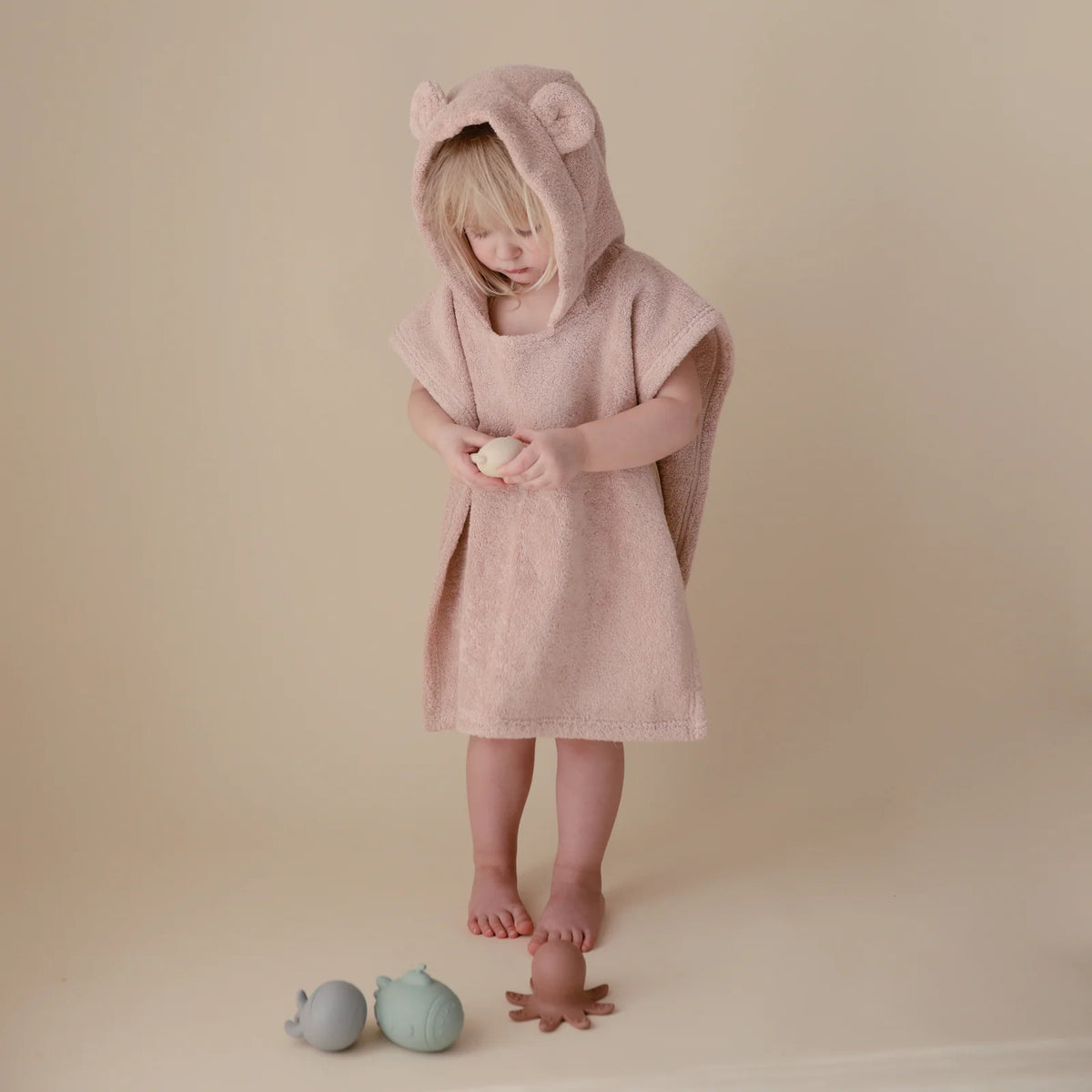 Silicone Bath Play Set with Toys That Open for Easy Cleaning and Fast Drying After Water Play