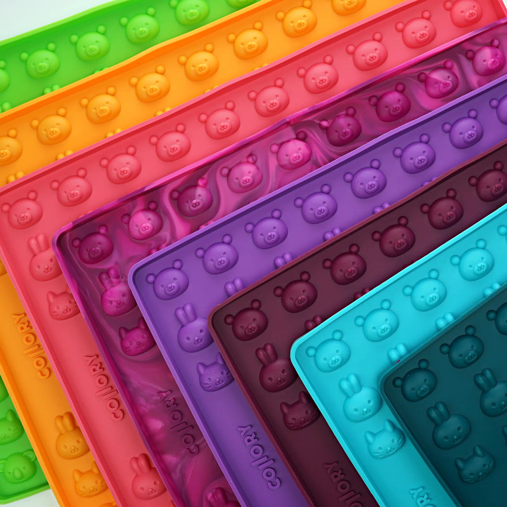 Silicone Dog Treat Baking Mold