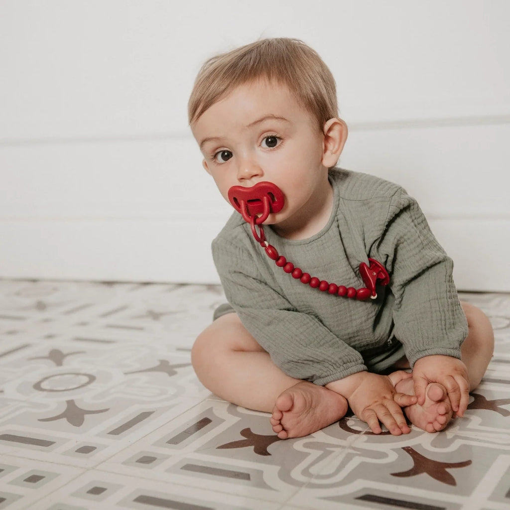 Silicone Pacifier 2 Pack with a Reversible Physiological Nipple and Soft Single-Piece Construction