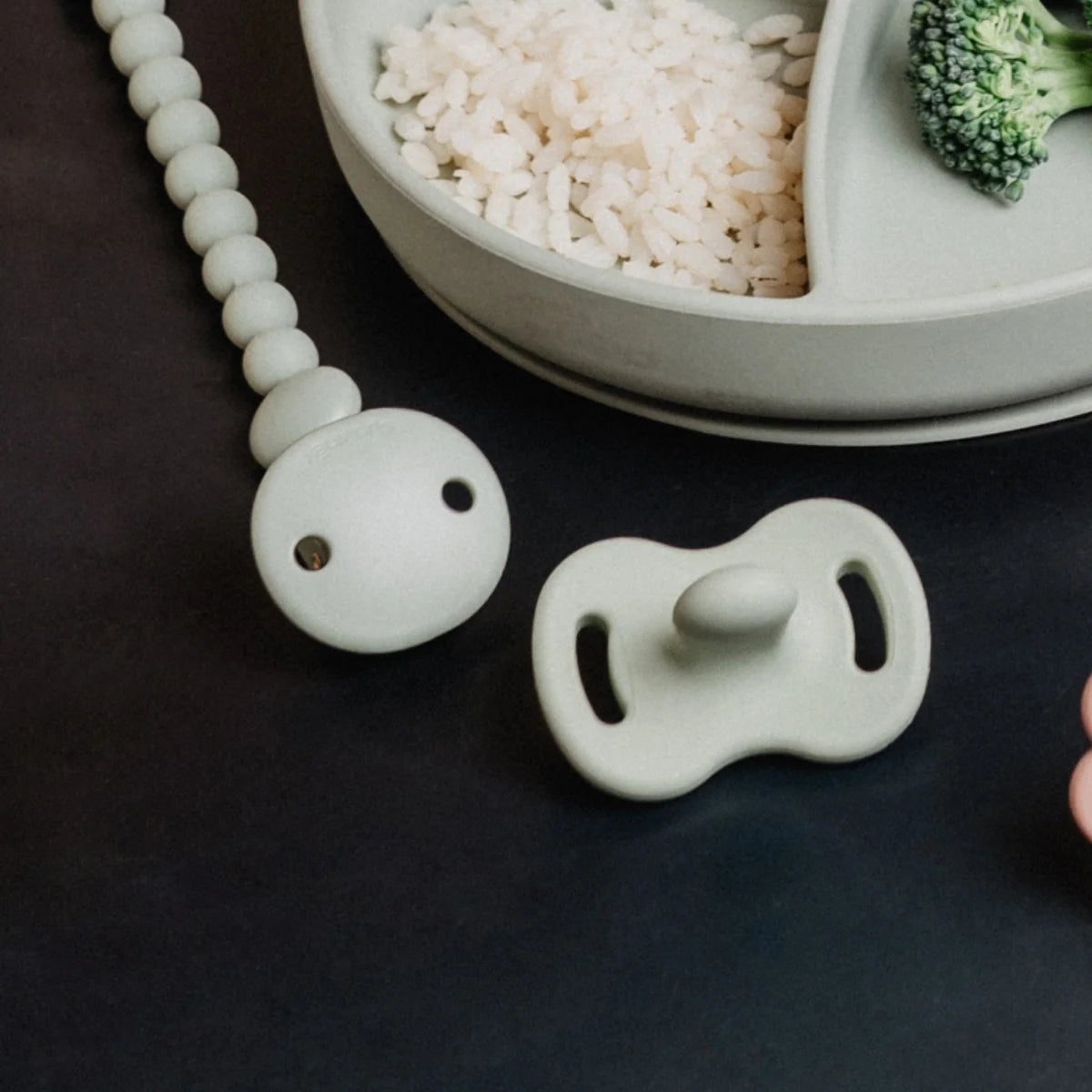 Silicone Pacifier 2 Pack with a Reversible Physiological Nipple and Soft Single-Piece Construction