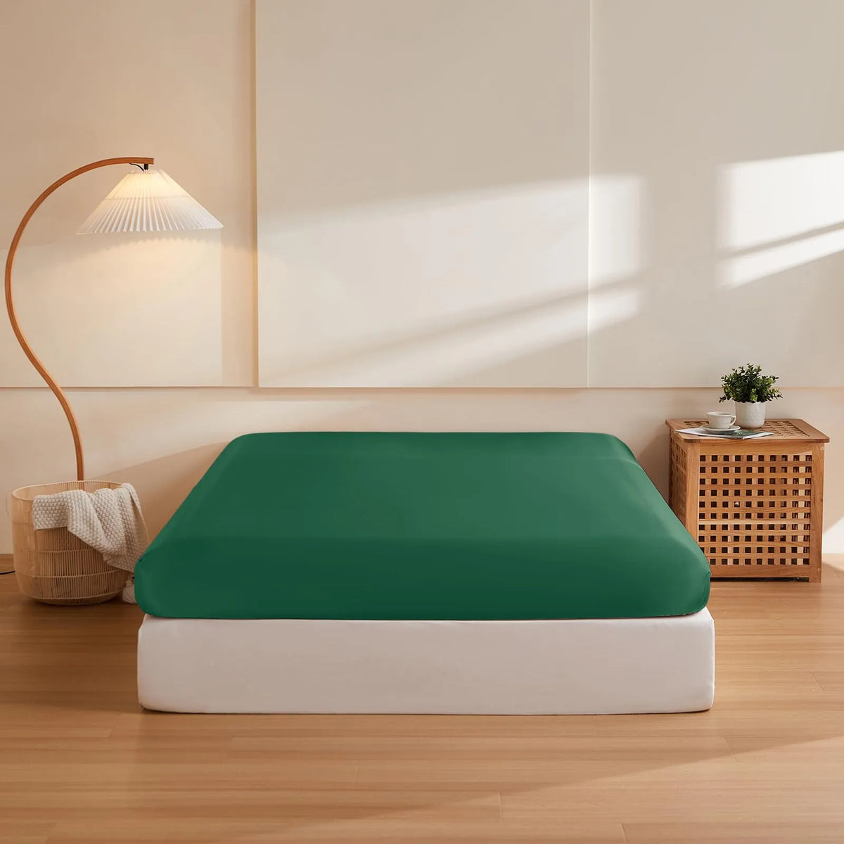 Silk Fitted Sheet in 19 Momme Mulberry Silk