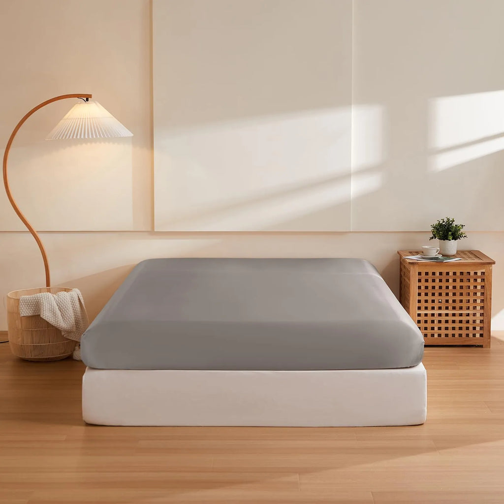 Silk Fitted Sheet in 19 Momme Mulberry Silk