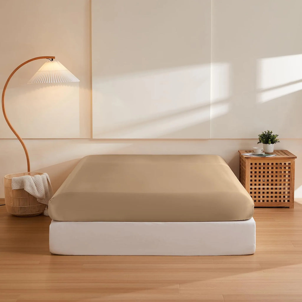 Silk Fitted Sheet in 19 Momme Mulberry Silk