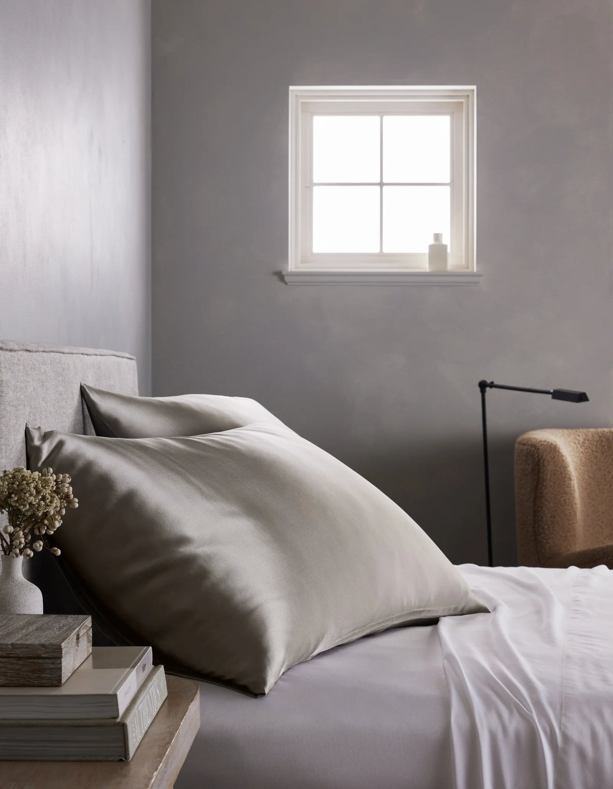 Silk Pillowcase in 100% Grade 6A Mulberry Silk, Sandwashed for a Soft Matte Finish and Machine Washable