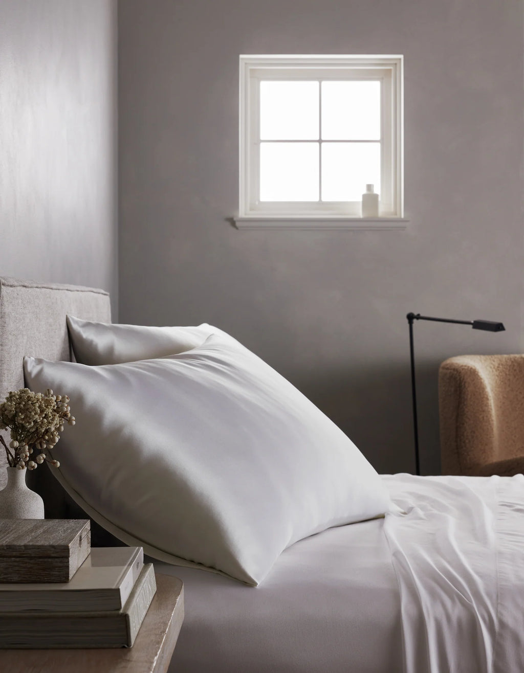 Silk Pillowcase in 100% Grade 6A Mulberry Silk, Sandwashed for a Soft Matte Finish and Machine Washable