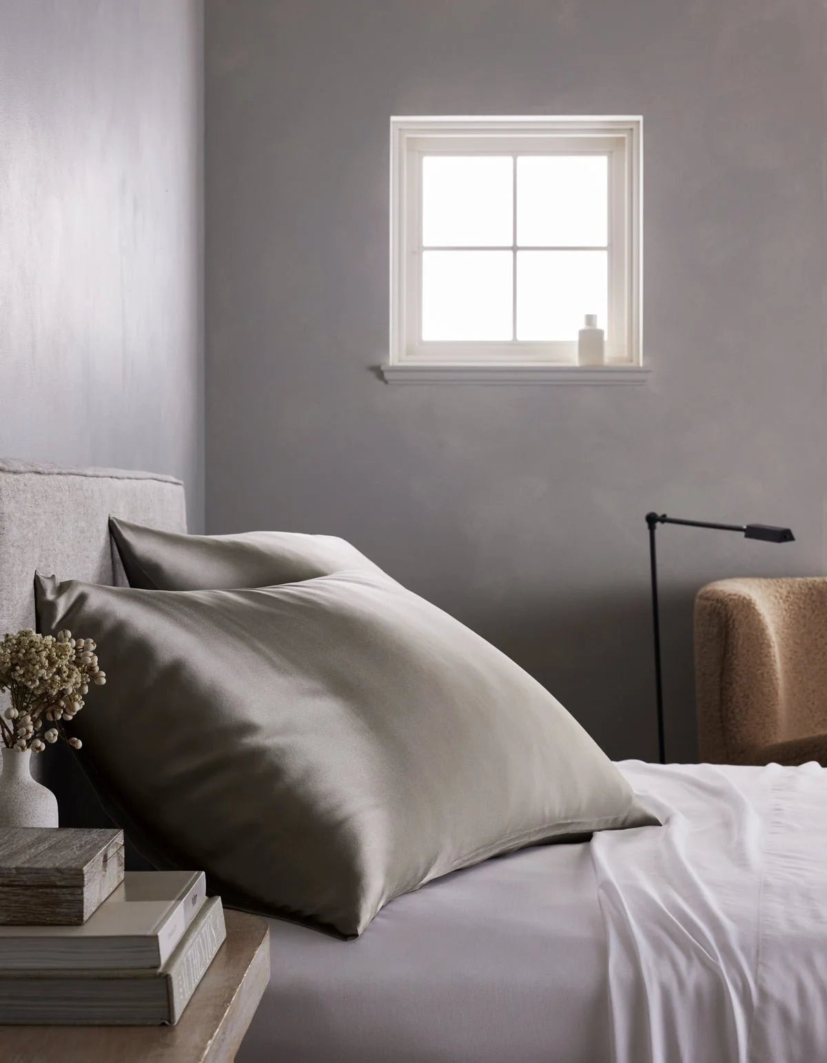 Silk Pillowcase in 100% Grade 6A Mulberry Silk, Sandwashed for a Soft Matte Finish and Machine Washable