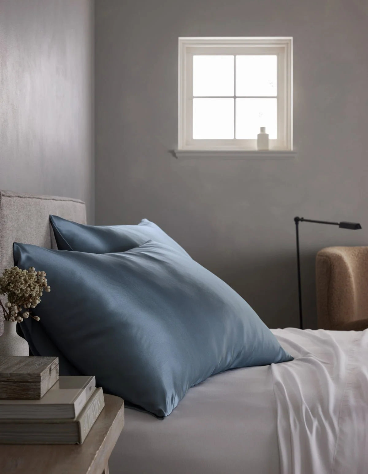 Silk Pillowcase in 100% Grade 6A Mulberry Silk, Sandwashed for a Soft Matte Finish and Machine Washable