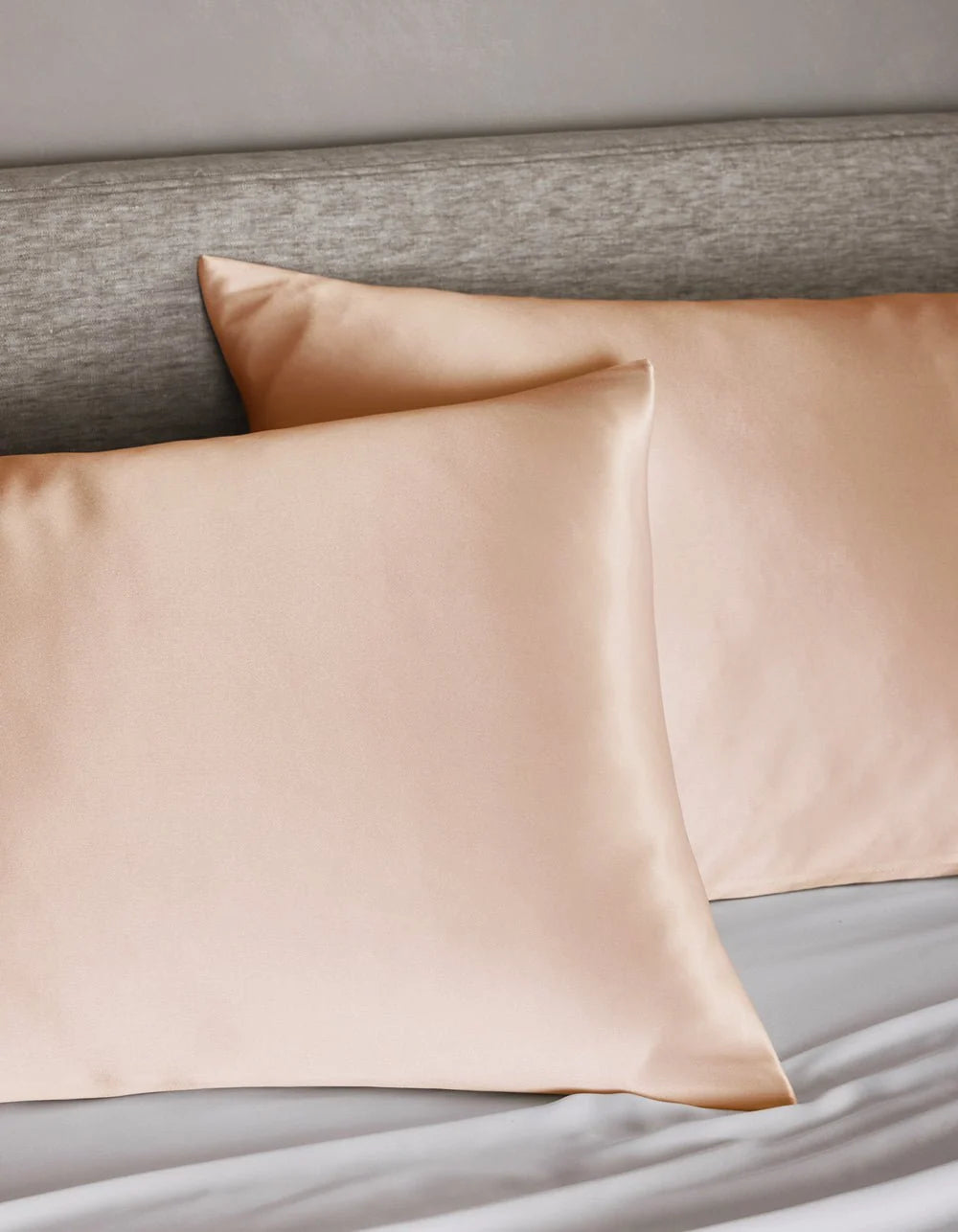 Silk Pillowcase in 100% Grade 6A Mulberry Silk, Sandwashed for a Soft Matte Finish and Machine Washable
