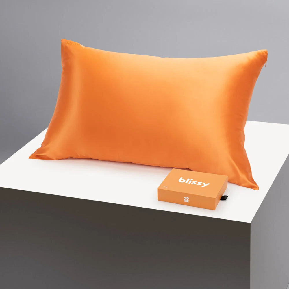 Silk Pillowcase in Coral, Standard Size, 22-Momme 100% Pure