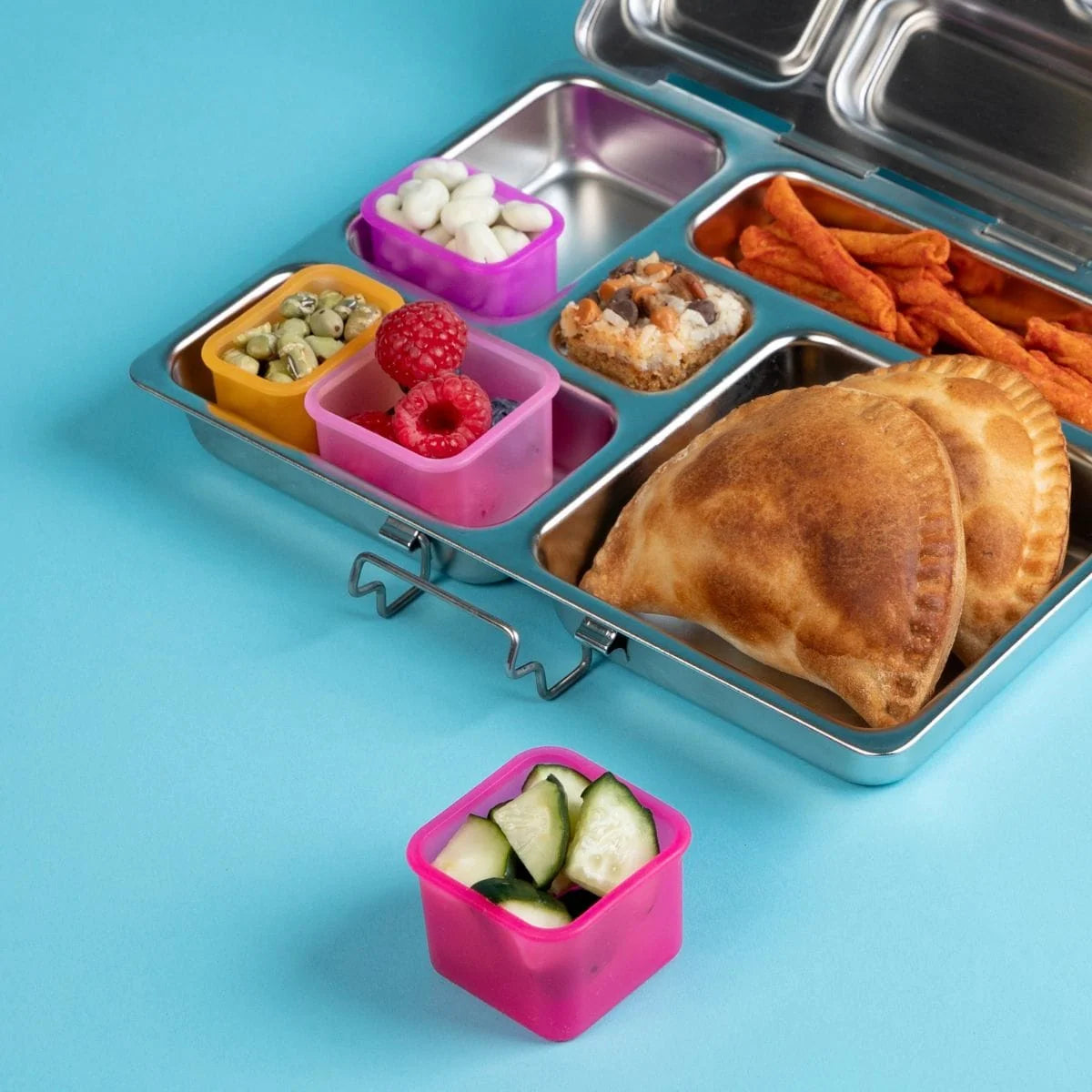 Snack Container Pods in a 4-Pack for Rover and Explorer to Keep Fruit and Vegetables Separate
