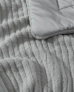 Soft Piped Comforter