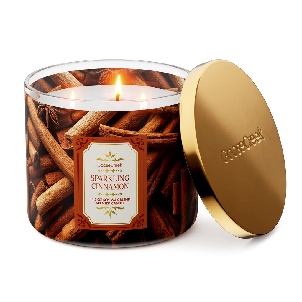 Sparkling Cinnamon 3-Wick Candle with Cinnamon Bark, Nutmeg, Vanilla and Clove Fragrance Notes