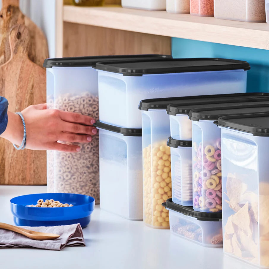 Stackable Pantry Food Storage Container, 20.2-Cup / 4.8 L Super