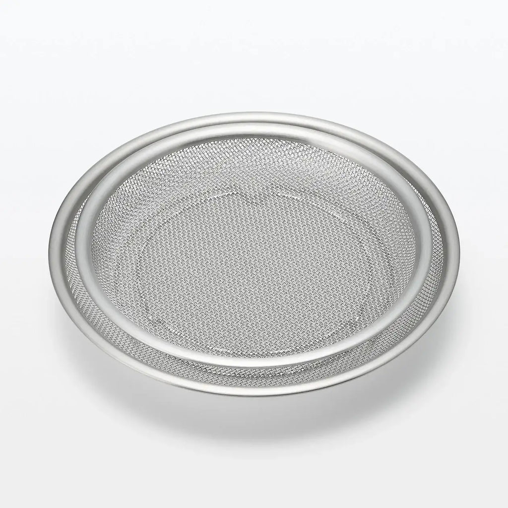 Stainless Steel Strainer with Flat Serving Surface, Space-Saving 3cm-Thin Design for Noodles and Plated Foods
