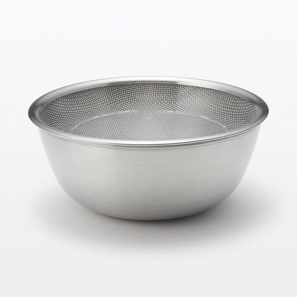 Stainless Steel Strainer with Flat Serving Surface, Space-Saving 3cm-Thin Design for Noodles and Plated Foods