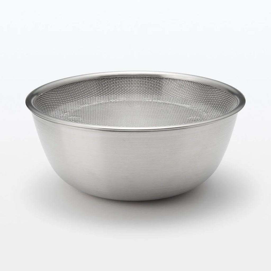 Stainless Steel Strainer with Flat Serving Surface, Space-Saving 3cm-Thin Design for Noodles and Plated Foods