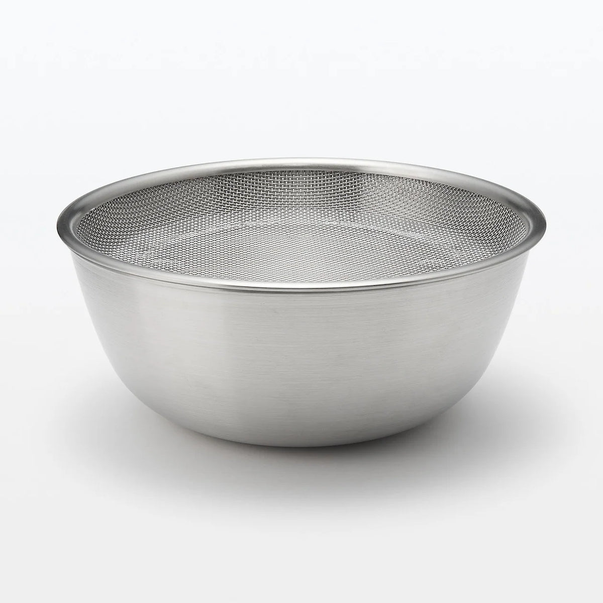 Stainless Steel Strainer with Flat Serving Surface, Space-Saving 3cm-Thin Design for Noodles and Plated Foods