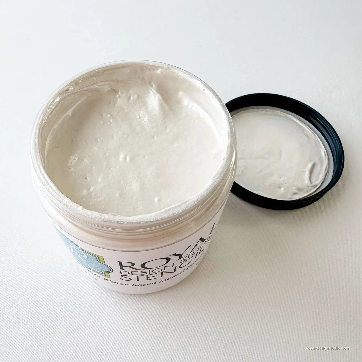Stencil Creme Paint in Pearl Oyster