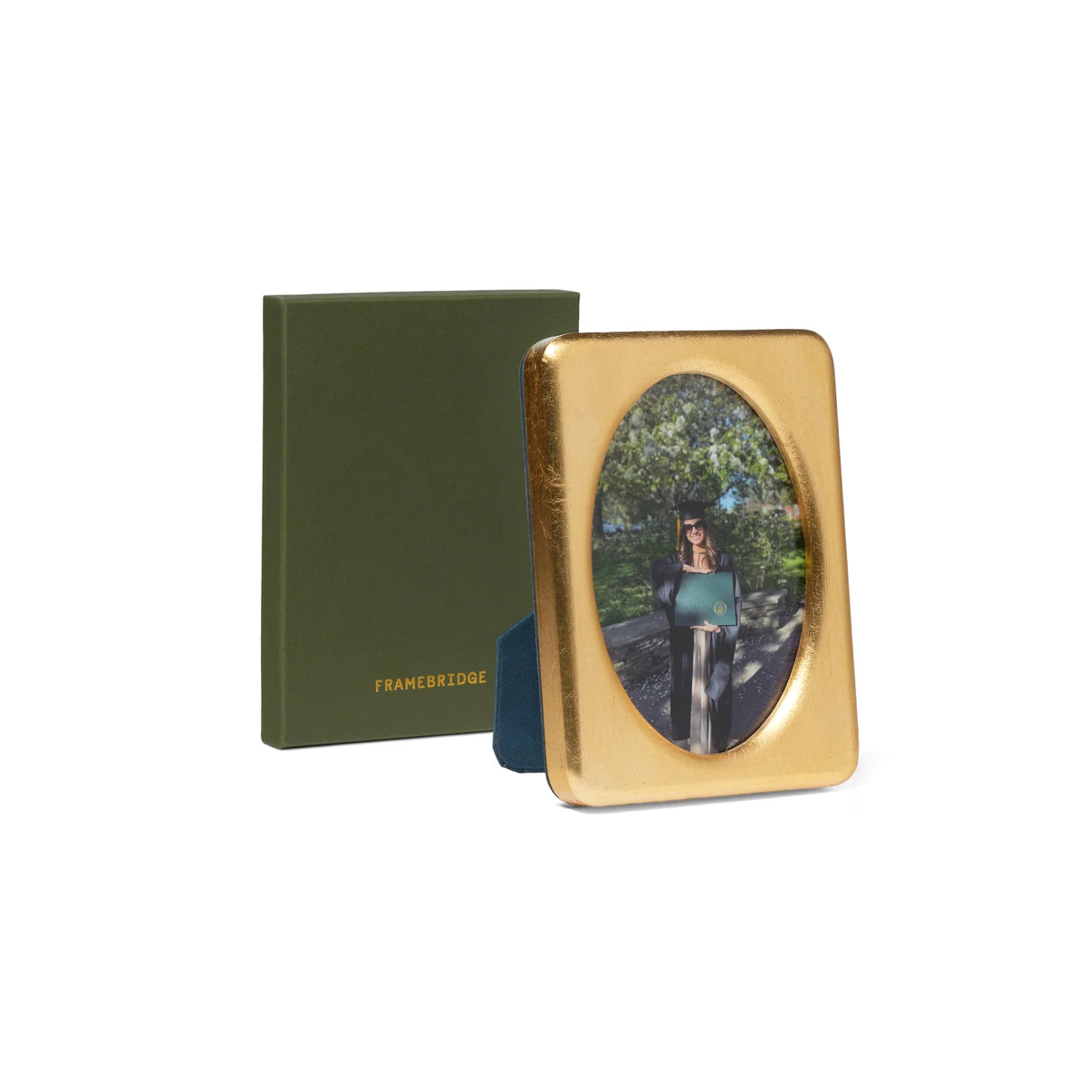 Tabletop Picture Frame in Gold-Leafed Solid Wood, Gold-Portrait