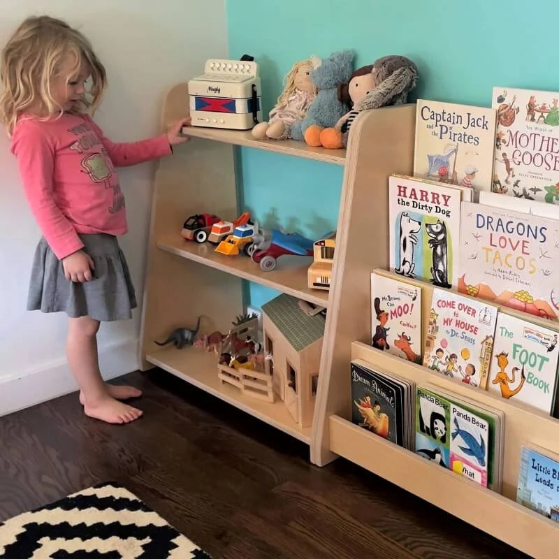 Tiered Montessori Bookshelf in Baltic Birch Wood for Children’s Front-Facing Book Display and Storage