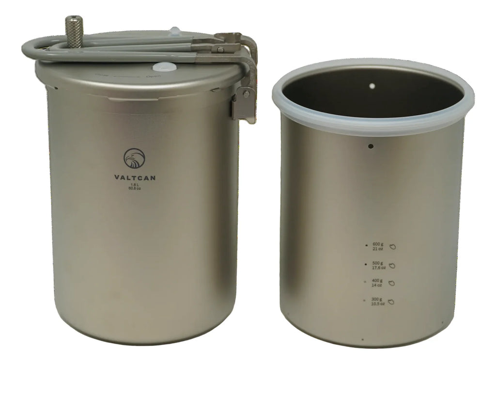 Titanium Pressure Cooker Pot with 1800ml Capacity, 35kPa Locking Lid and Ultralight 520g Design