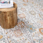 Traditional Area Rug in a Multicolor Palette, Machine Woven