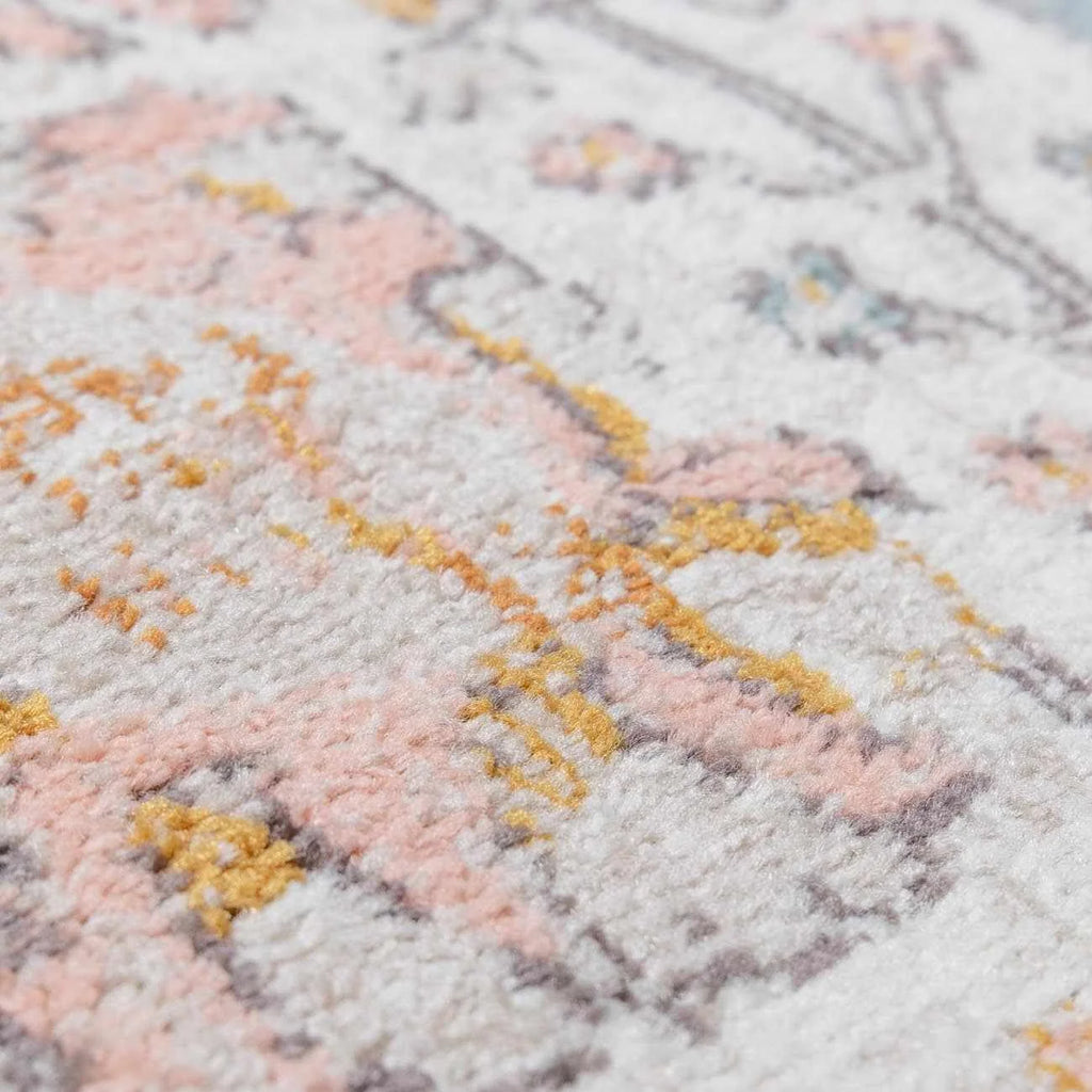 Traditional Area Rug in a Multicolor Palette, Machine Woven