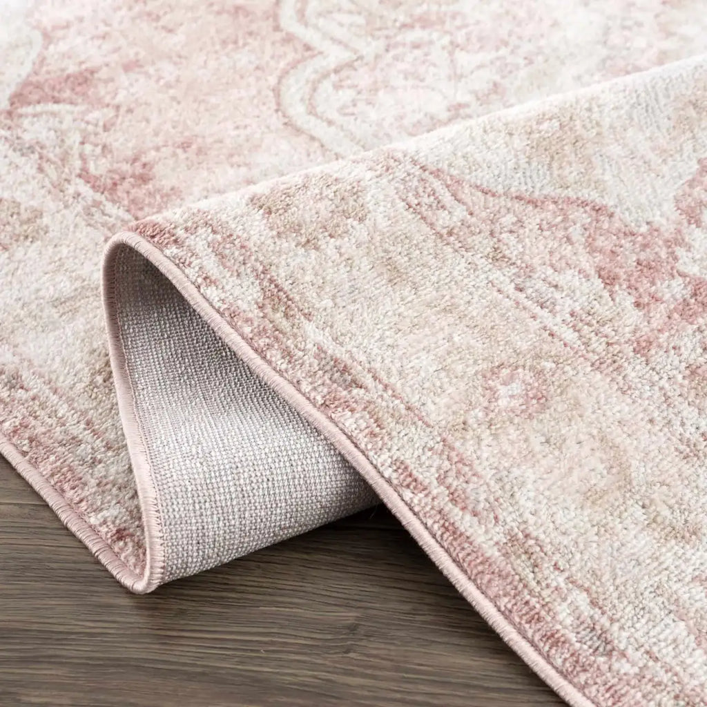 Traditional Area Rug in Pale Pink and Cream, Machine-Woven
