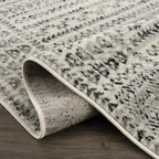 Transitional Bohemian Area Rug in Machine-Woven Polypropylene